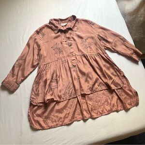 BOMBAY PAISLEY clay apricot floral flower print button up peplum ruffle blouse